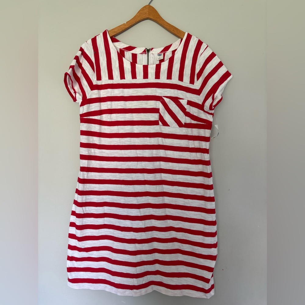NWT Old Navy Red and White Striped Shift Dress